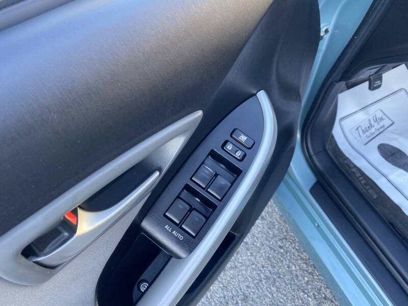 2014 Toyota Prius Three