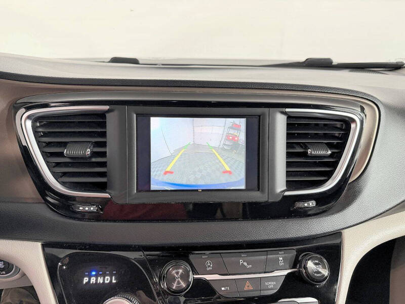 2018 Chrysler Pacifica Touring L
