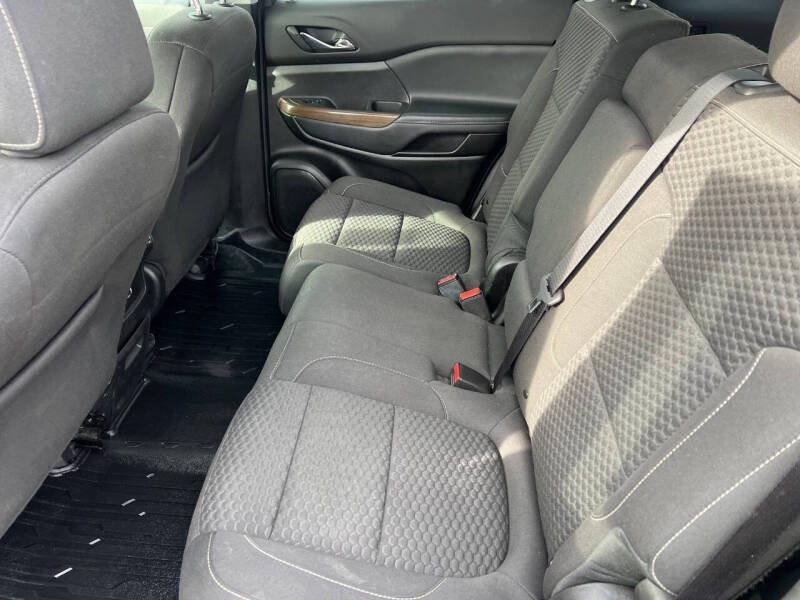 2019 GMC Acadia SLE-2