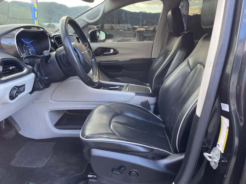 2022 Chrysler Pacifica Limited