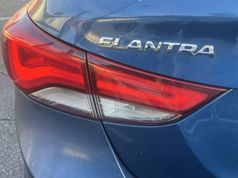 2014 Hyundai Elantra SE