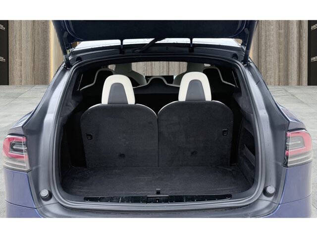 2023 Tesla Model X Standard Range