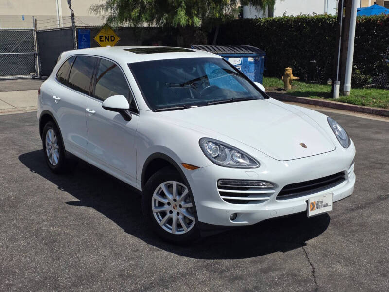 2014 Porsche Cayenne Platinum