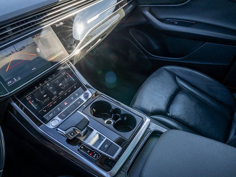 2020 Audi Q7 quattro Premium Plus 55 TFSI