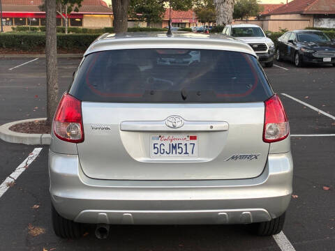 2004 Toyota Matrix