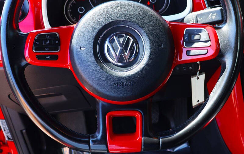 2018 Volkswagen Beetle Convertible 2.0T SE