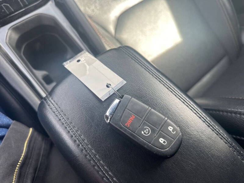 2023 Jeep Compass (Red) Edition