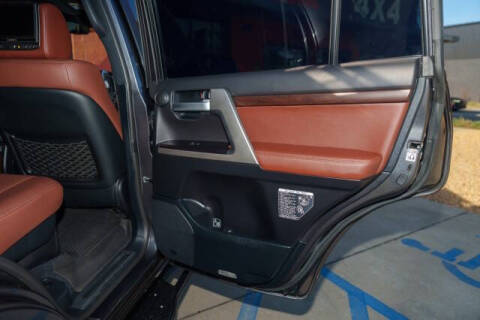 2018 Toyota Land Cruiser