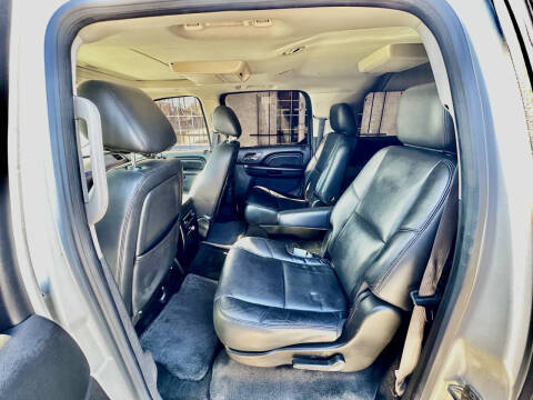 2012 Cadillac Escalade ESV Luxury