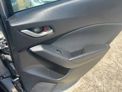 2015 Mazda MAZDA3 i Sport