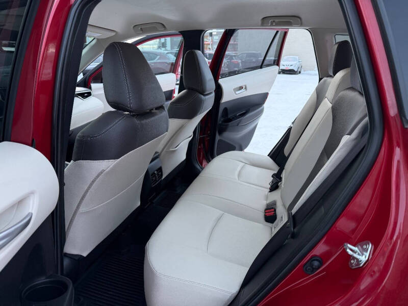 2022 Toyota Corolla Cross XLE