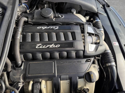 2017 Porsche Cayenne Turbo