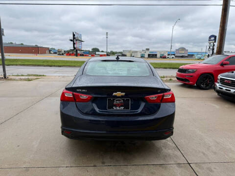 2017 Chevrolet Malibu LT