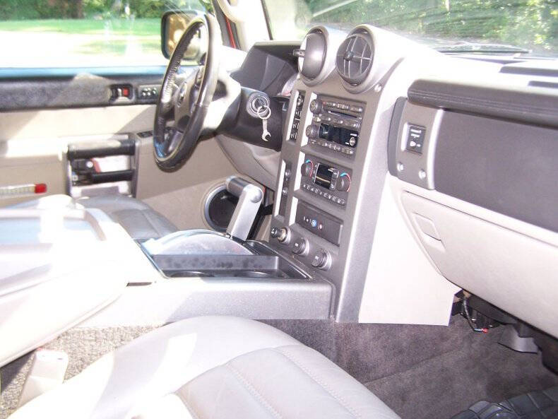 2004 HUMMER H2