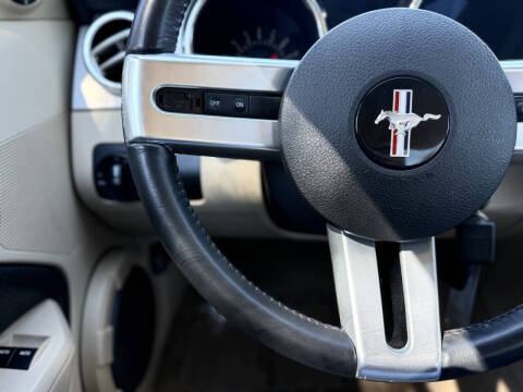 2007 Ford Mustang GT Deluxe