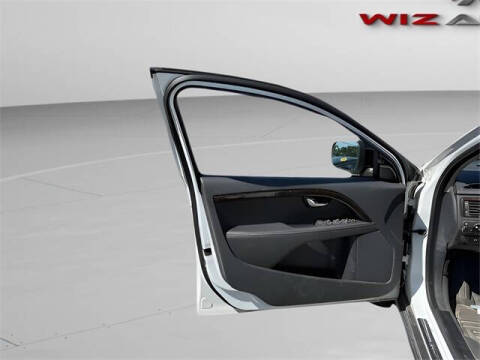 2016 Volvo XC70 T5 Drive-E Classic Premier