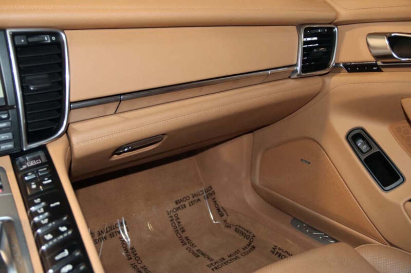 2013 Porsche Panamera GTS
