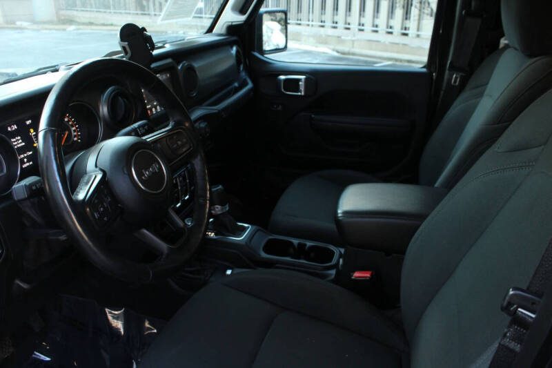 2021 Jeep Gladiator
