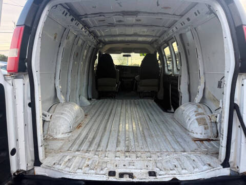 2009 GMC Savana 2500