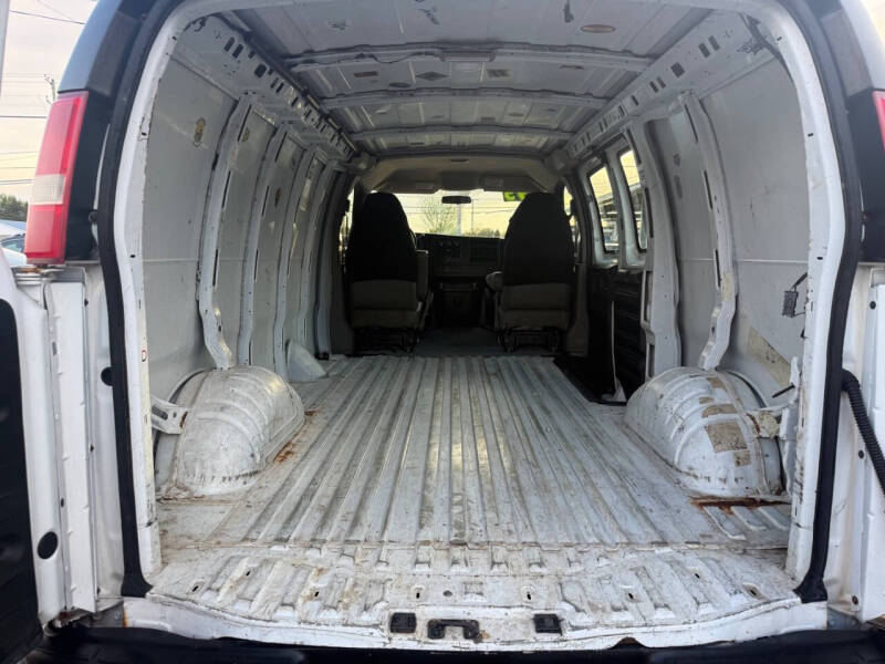 2009 GMC Savana 2500