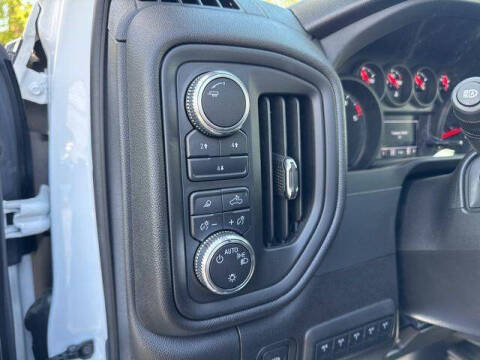 2025 GMC Sierra 3500HD CC Pro