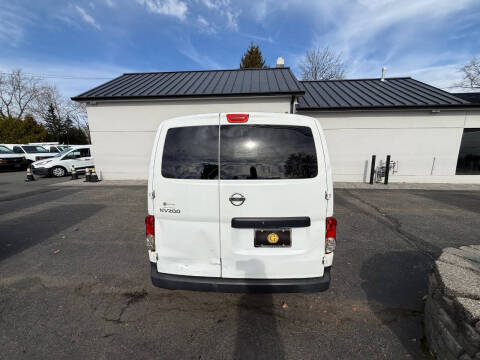 2019 Nissan NV200 SV