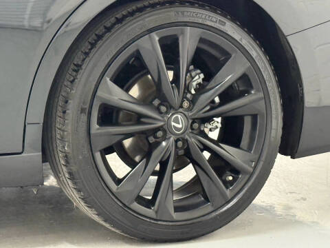 2023 Lexus ES 350 F SPORT Handling