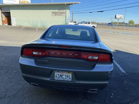 2011 Dodge Charger SE