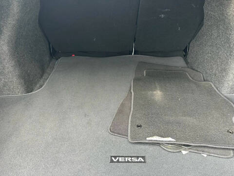 2020 Nissan Versa SV