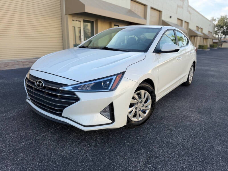 2019 Hyundai Elantra SE