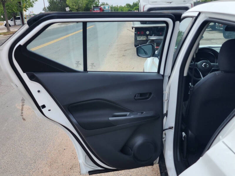 2021 Nissan Kicks S