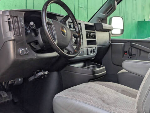 2021 Chevrolet Express 2500