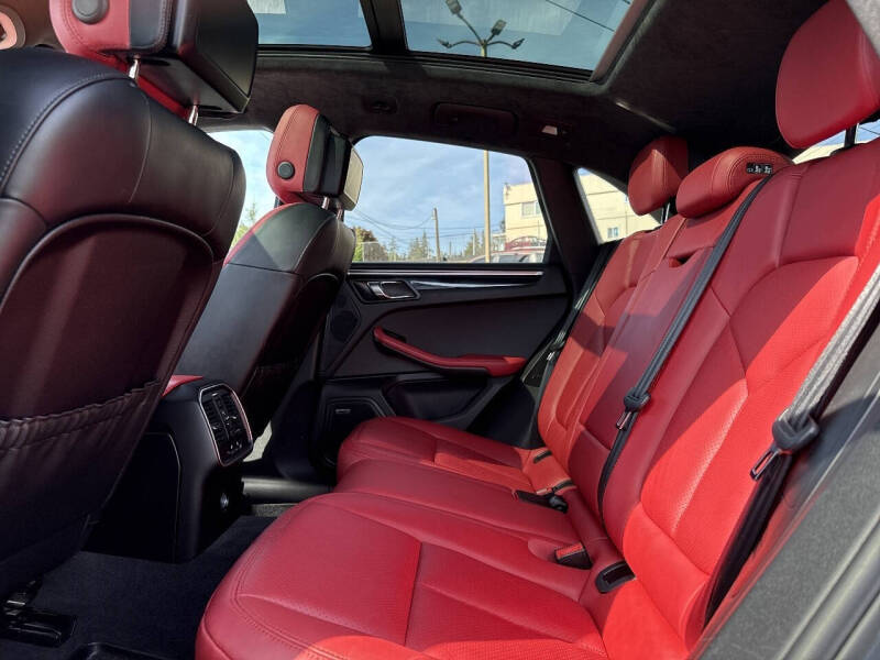 2016 Porsche Macan S