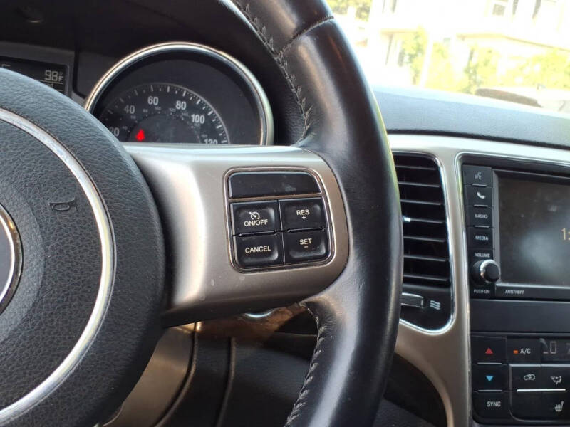 2012 Jeep Grand Cherokee Laredo