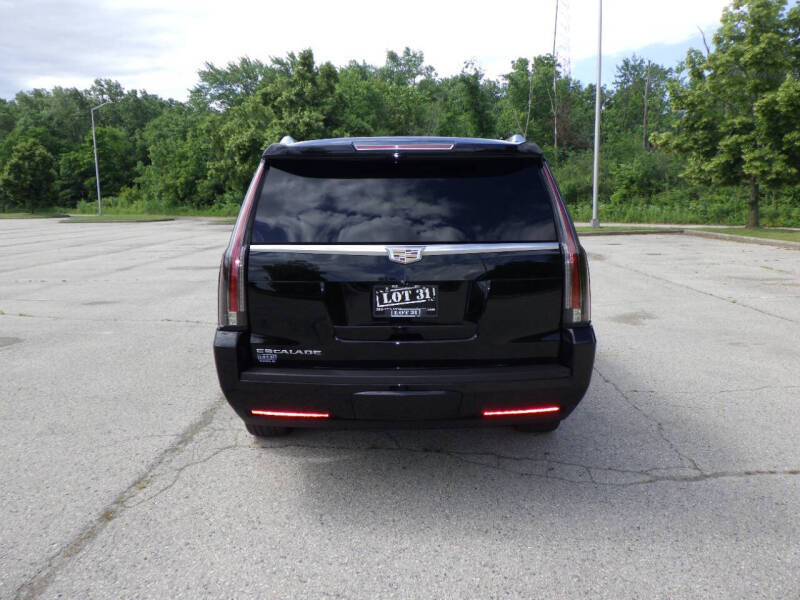 2017 Cadillac Escalade ESV Platinum