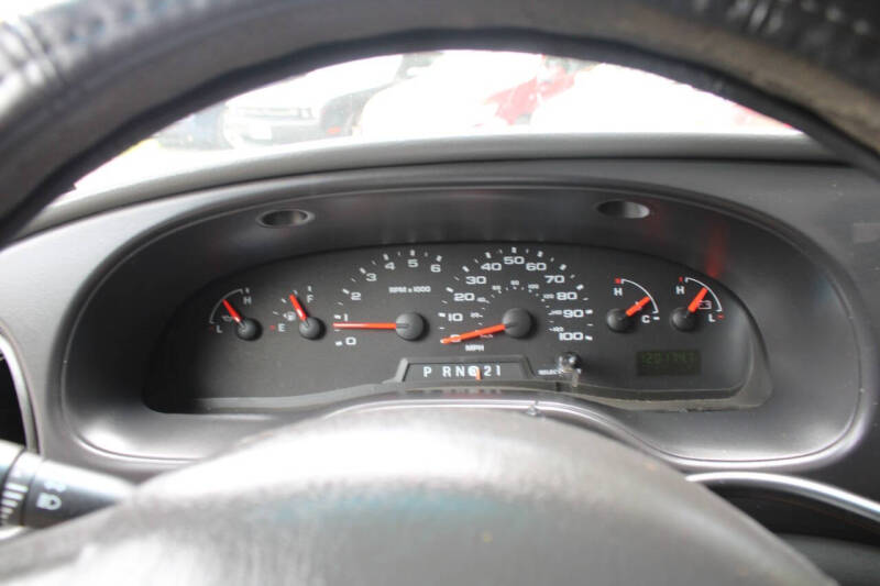 2006 Ford E-Series E-150 XL