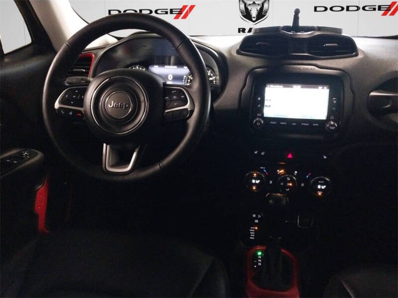 2017 Jeep Renegade Trailhawk