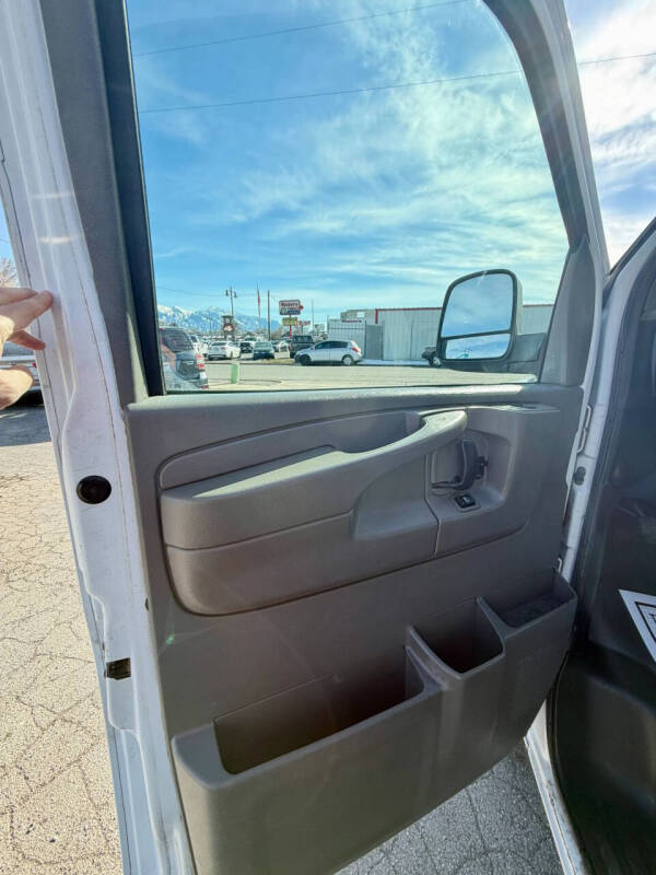 2014 Chevrolet Express 2500