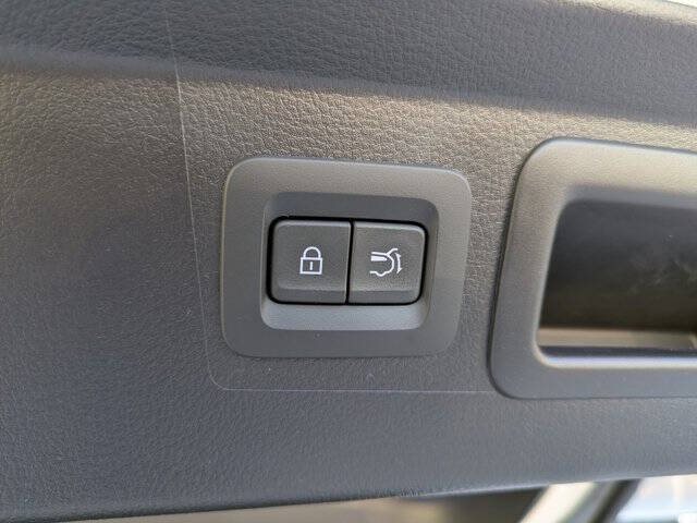 2023 Mazda CX-50 2.5 S Preferred Plus