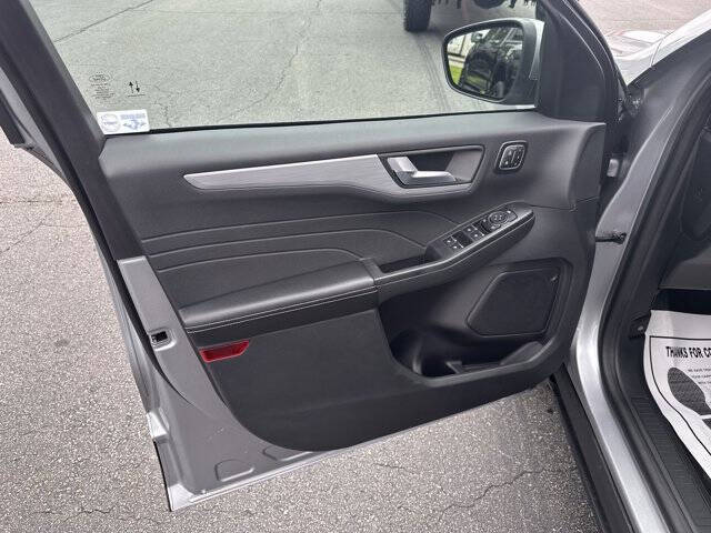 2024 Ford Escape Hybrid Platinum