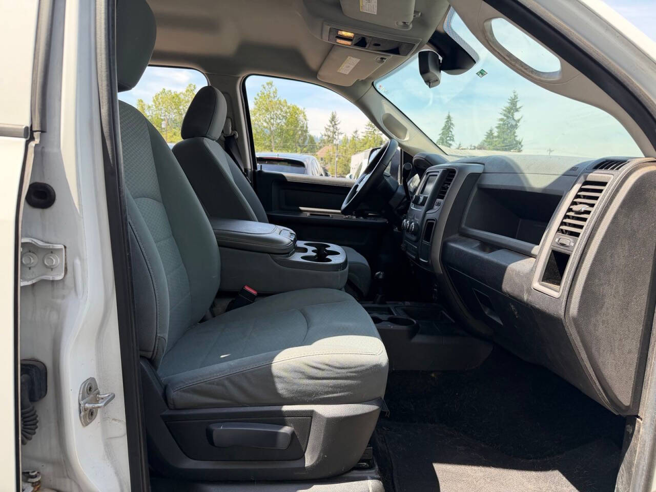White 2014 Ram 2500 Tradesman 4x4 Tradesman 4dr Crew Cab 8 ft. LB Pickup 20