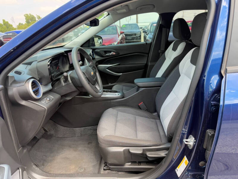 2024 Chevrolet Trax LS