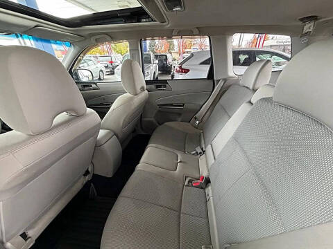 2011 Subaru Forester 2.5X Premium