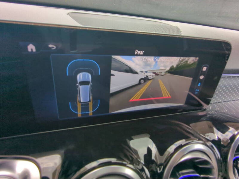 2025 Mercedes-Benz GLB GLB 250