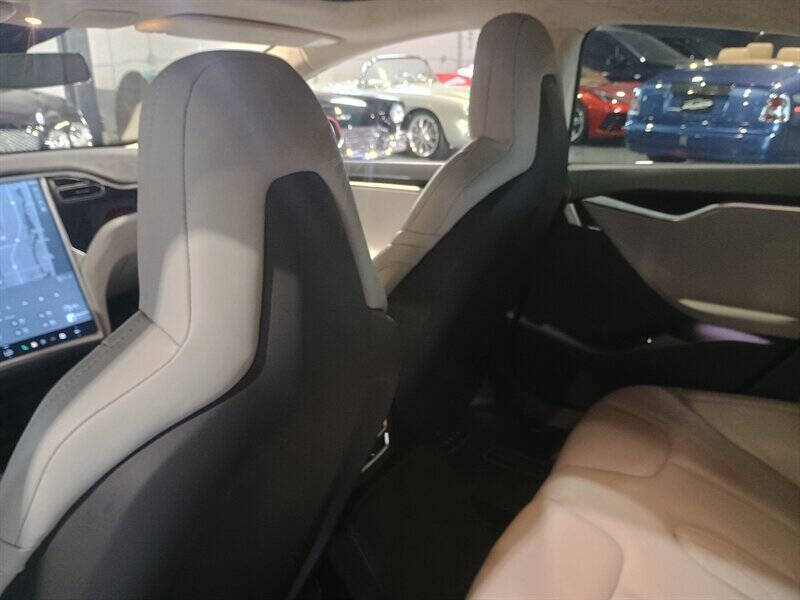 2016 Tesla Model S 70