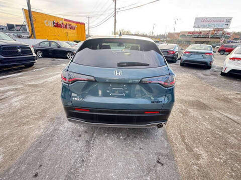 2025 Honda HR-V Sport