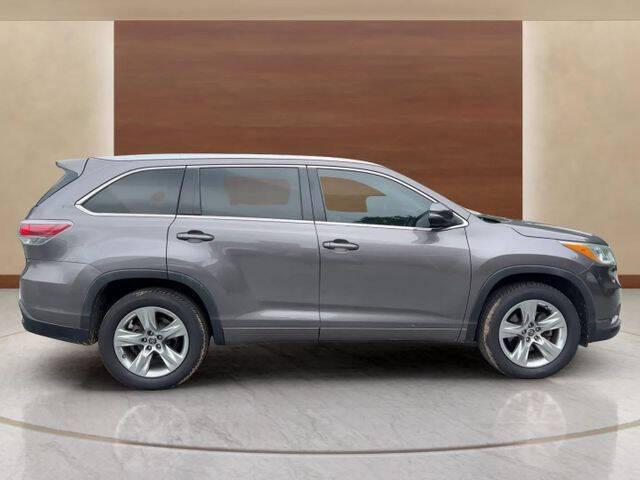 2016 Toyota Highlander Limited