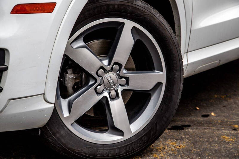2015 Audi Q3 2.0T quattro Premium Plus