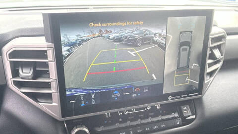 2023 Toyota Sequoia SR5