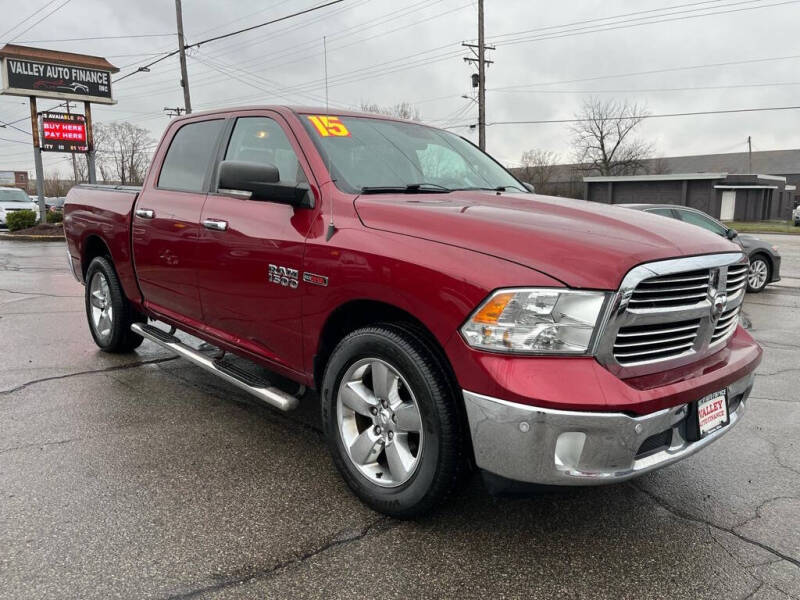 2015 RAM 1500 SLT